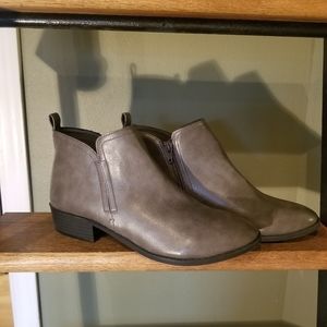 American Rag Womens Cadee Ankle Booties Shoes Gray 9.5